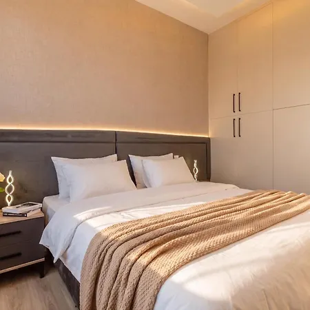 The Imperial Marina Penthouse Apartament *